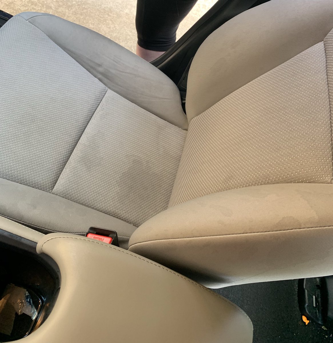 RachelGabJowers's tweet photo. Next time I’ll think twice about getting that route 44 @drpepper. #iwasrearended https://t.co/LZSx08XsMd