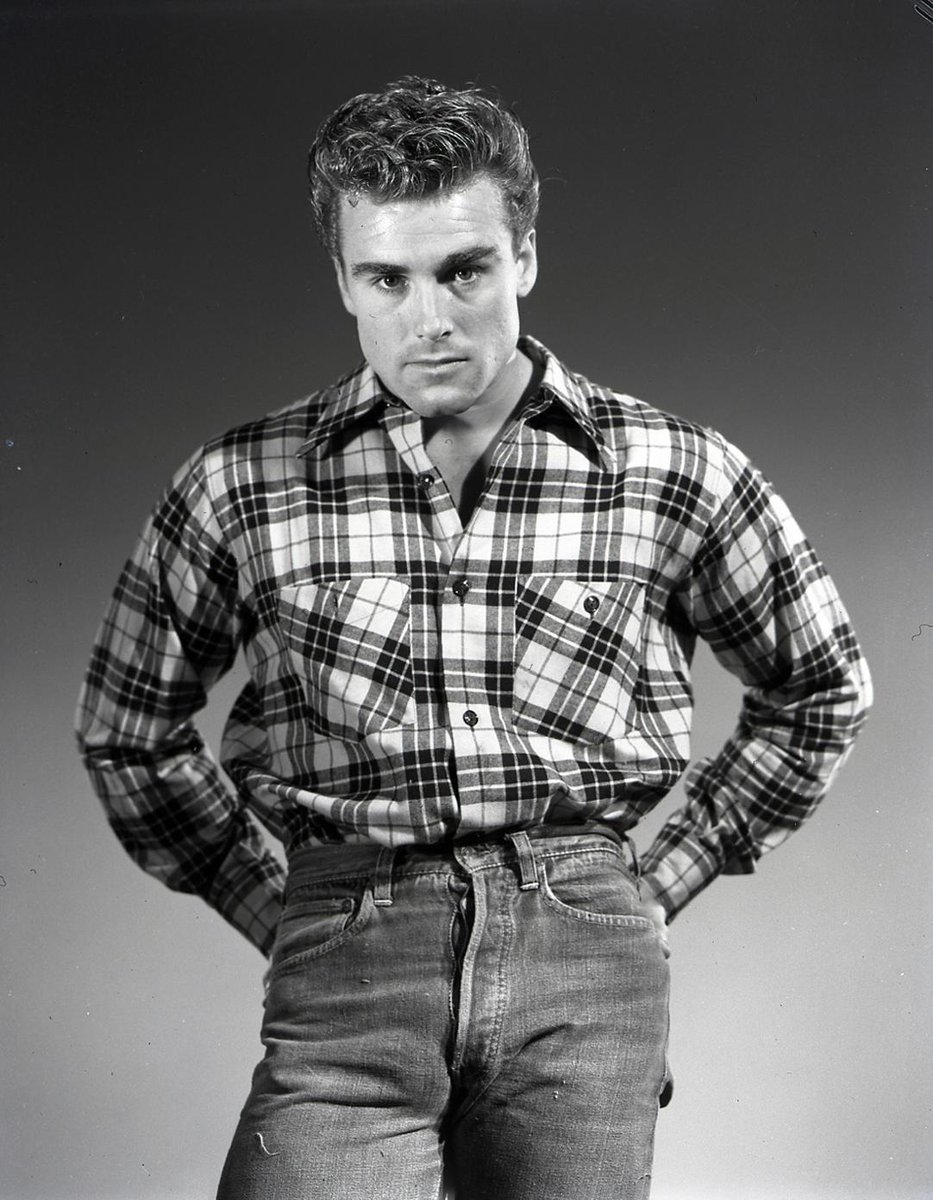 creatureblackl1's tweet photo. More photos of Ed Fury (on left with Keith Stephen in second and Cliff Simpson in third photo) [Photos by Athletic Model Guild and Bruce of Los Angeles] Los Angeles, 1951 and later.  #edfury #keithstephen #cliffsimpson #bruceoflosangeles #athleticmodelguild #vintagemen #gay https://t.co/iAi8mJCltv