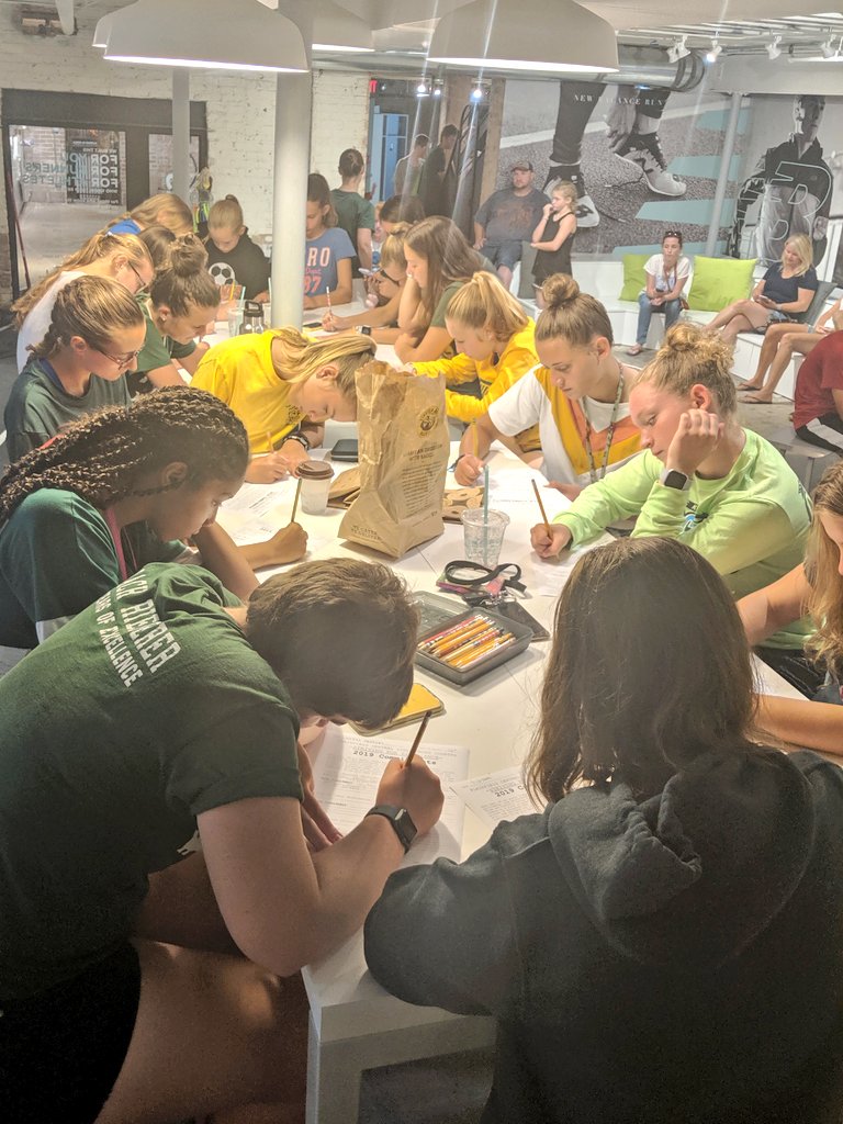 MrPrieboyPCHS's tweet photo. A great morning of running and goal setting. Thank you @NRCunderground for hosting the girls! https://t.co/uukOuTpxxE