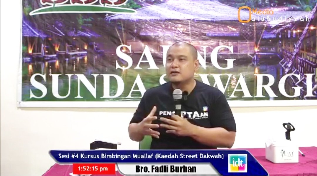 FadhliBurhan's tweet photo. Perkongsian cara-cara berdakwah di #Batam https://t.co/8qKwS8sD9O