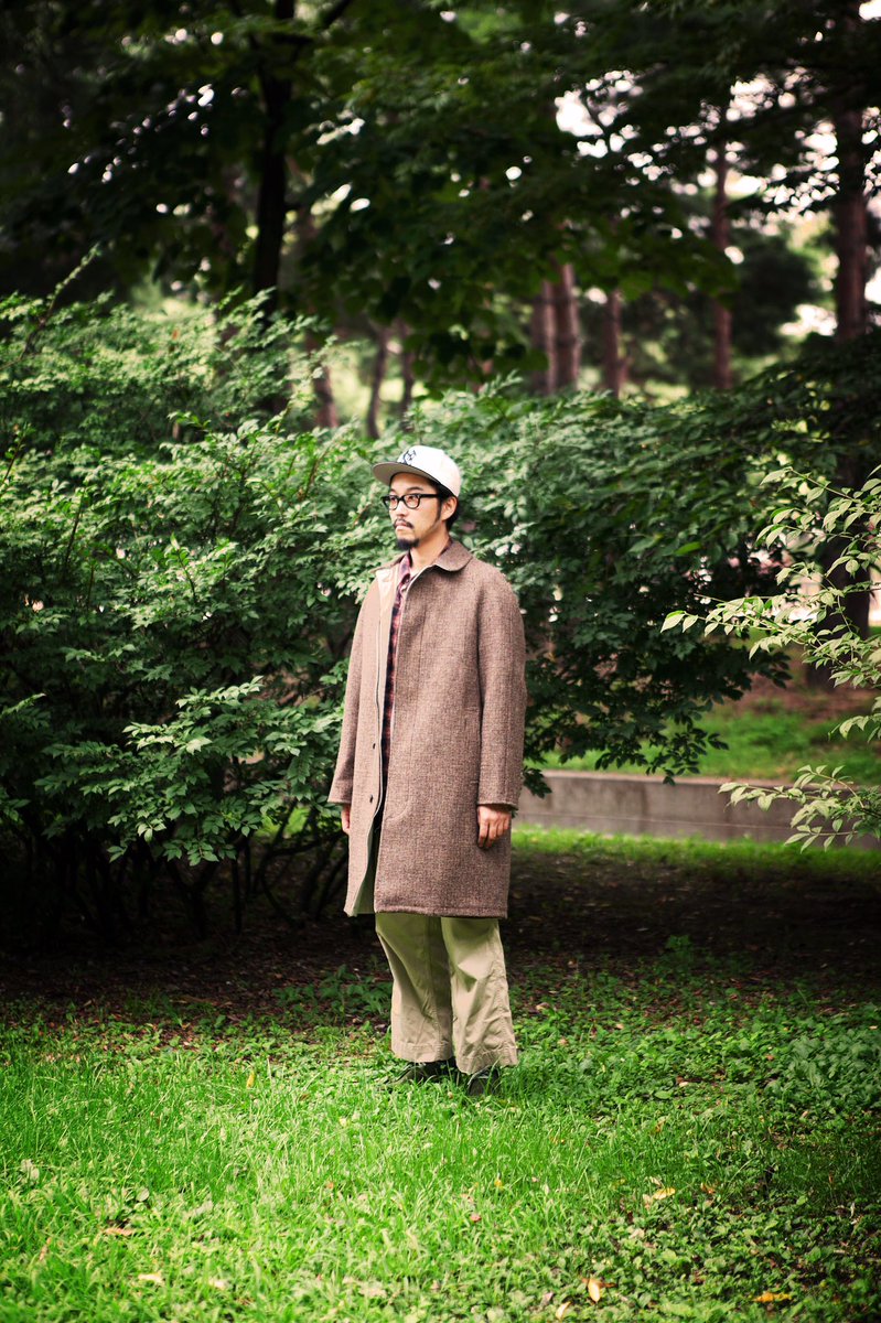 YSumitani1's tweet photo. 途方に暮れてます。
道に迷ってます。
虫がいっぱいいます。

#chrtsalis #coat #reversible #tweed #fashion #mensfashion #menswear #newera #mixstyle #padmore #nyc https://t.co/pLuAJ9S641
