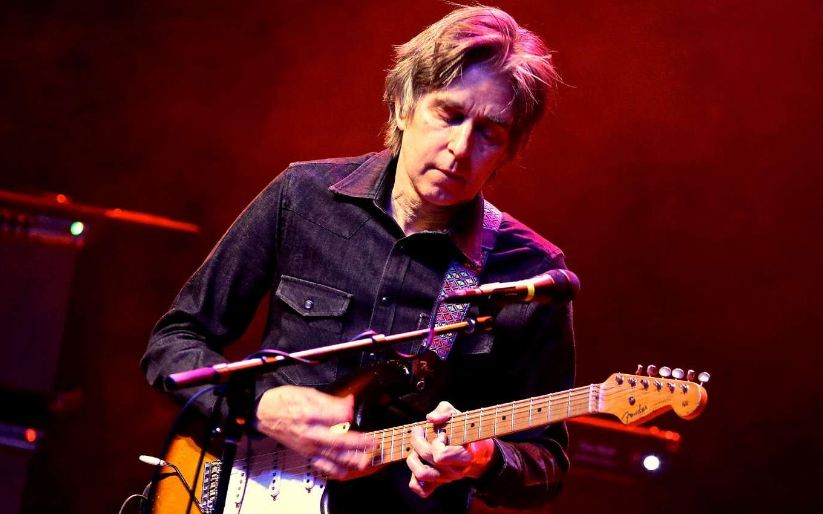 Happy Birthday Today 8/17 to guitar great Eric Johnson! 
Rock ON! 