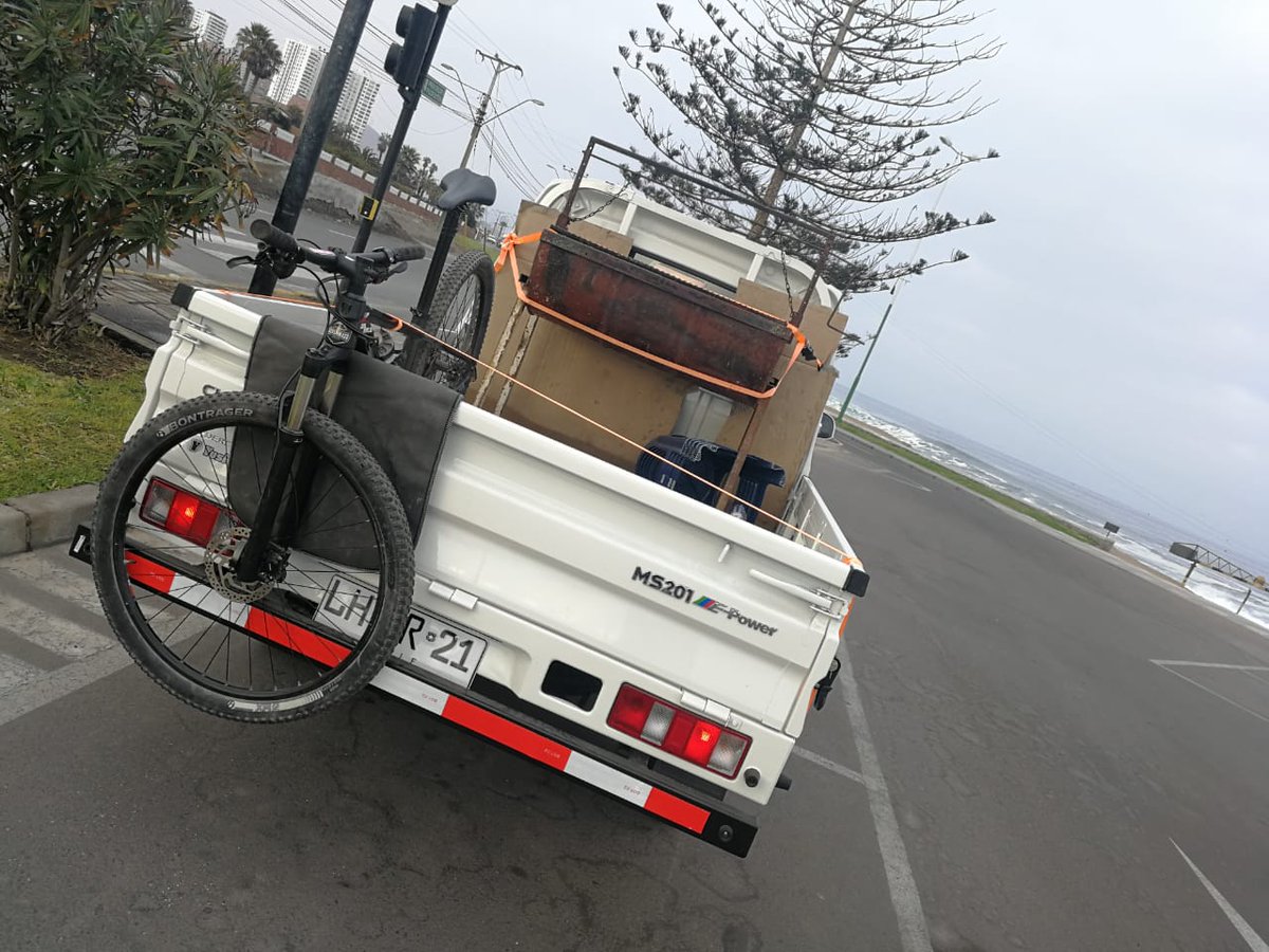 Pedalerocks's tweet photo. Listos para #PuntaCutipa #Arica y #SanLomazo en #Antofagasta #pedalerocks®  presentes #MountainBike  #mtb todo el éxito muchachos #pedalerocksFAMILY a disfrutar la bike 🤘🤘🤘 https://t.co/nBPtpk702l