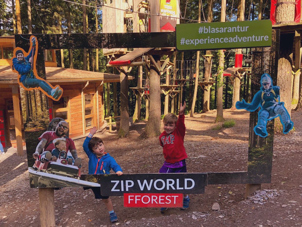 _KarlGreenwood_'s tweet photo. Wonderful time at @ZipWorldUK #ZipWorldFforest today with @KathRockChoir and the boys! 👨👩👦👦 https://t.co/YGHsyesgGF