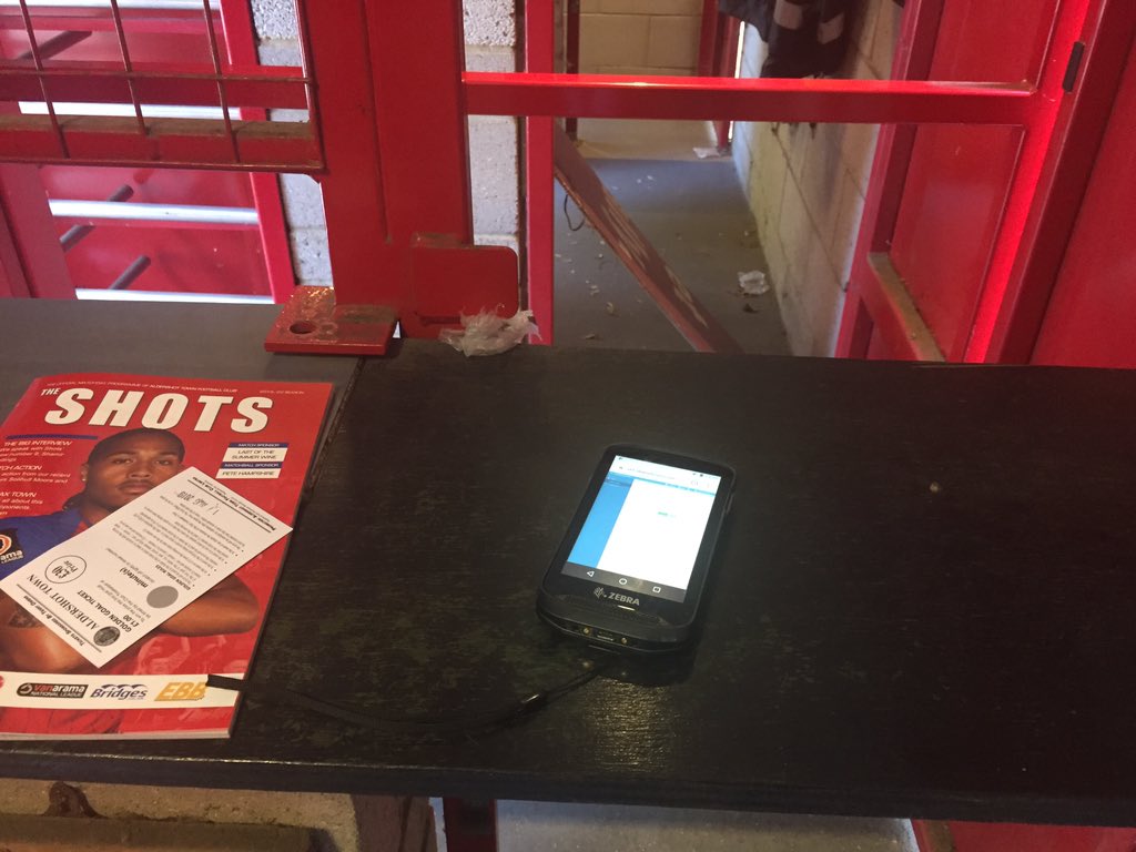 Rachel_Louise28's tweet image. Easy one today 😀 #nothinkingneeded