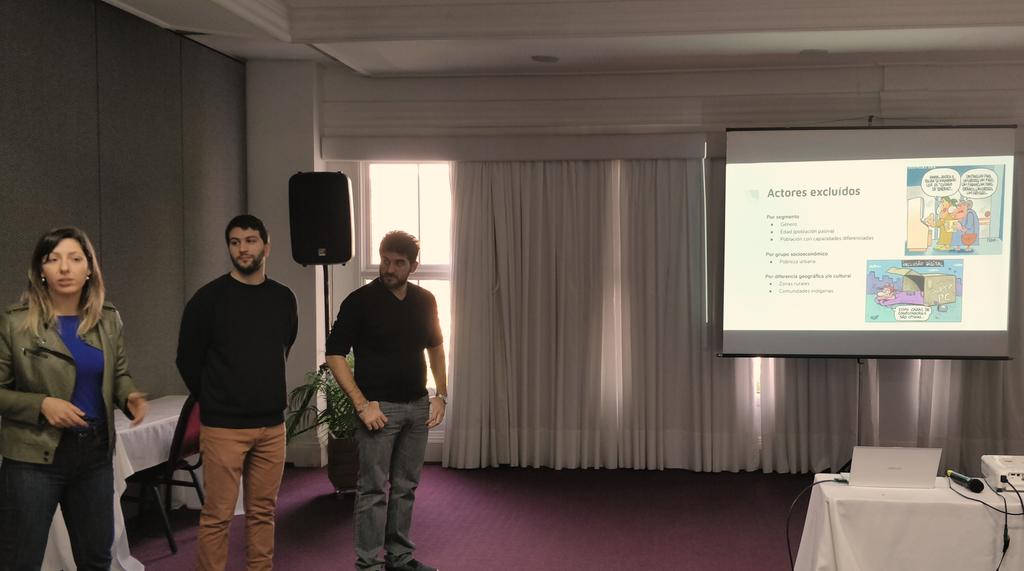 cetysedu's tweet photo. @smessina_ @manugrcia_ Ana Julia Possamai @denalbz presentando trabajo #DiGI19 sobre recomendaciones 1C y 1D UN High Level Panel #DigitalCooperation https://t.co/KyAACHY2R0