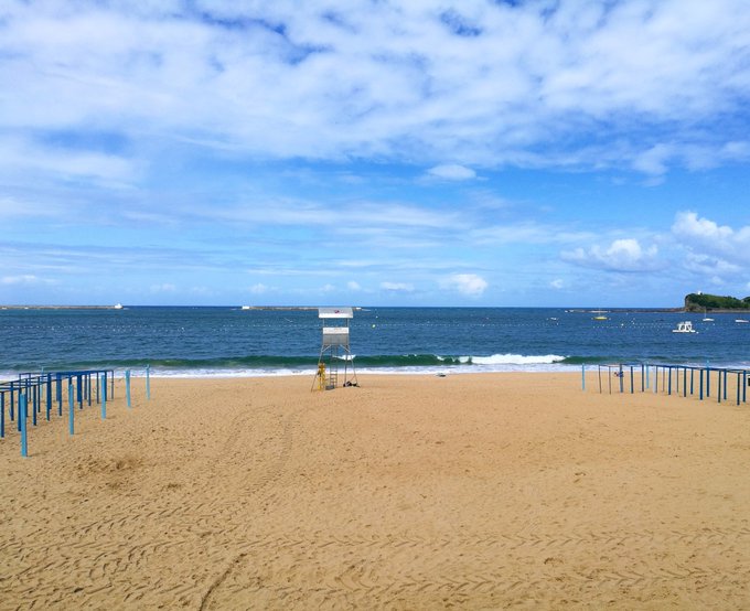 Saint-Jean de Luz. https://t.co/R5WNhxg91o<a href="/tag/pantyfetish"class="tags"><span>#pantyfetish</span></a><a href="/tag/culotte"class="tags"><span>#culotte</span></a>