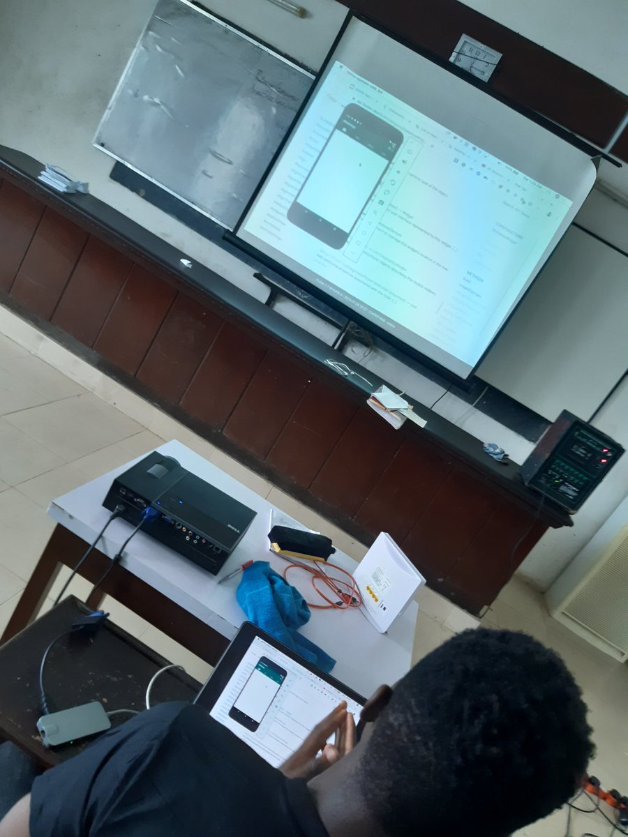 gdg_ui's tweet image. Talk is cheap, Show us code 😎😎😎👨‍💻👩‍💻👨‍💻
 Code session!!!
#Dscssa @googleafrica @googledevs @FlutterDev #dscui