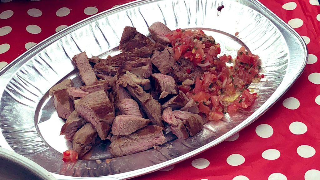 The crowds are dashing to the food tent <a href="/PeeblesShow/">Peebles Show</a> to taste some delicious #scotchlamb prepped by butcher Robbie from <a href="/SmiddyButchery/">The Smiddy Butchery</a> &amp; cooked to perfection by master chef <a href="/CTScotfood/">Christopher Trotter</a> - next demo is 3pm, get yourself down here now!  #scotchbeef  #scotchlamb
