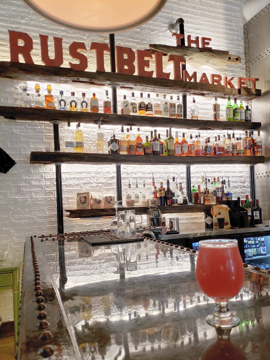 RustBeltMarket's tweet image. Happy DREAM CRUISE SATURDAY!
The Rust Belt Market will be open 11 am until 7 pm today. Stop in to check out 40 + merchants while you enjoy a drink from the bar. Our outdoor patio #barhop will also be open all day!#dreamcruiseweekend #shoprustbelt #rustbeltmarket