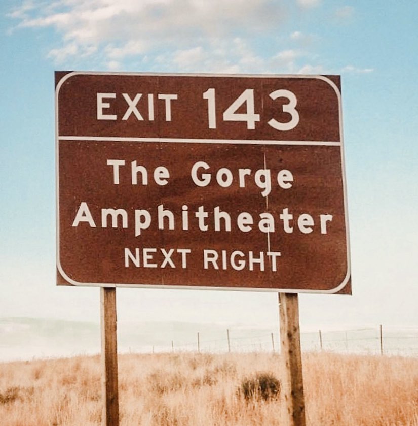 JamieAnnetteHe2's tweet photo. So Damn Lucky Crew is #gorgebound spreading love 💕 
@TreehouseTweets we’ve donated $765- have two pit tickets, camping pass, reserved tix for @davematthewsbnd to benefit you too.
SDLC raised> $5000 directly donated to charity this summer. All for love of DMB. #tochangetheworld https://t.co/M766Mcf3UG