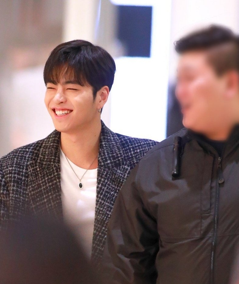 Happy Junhoe  #JUNHOE  #JUNE  #iKON  #구준회  #준회  #아이콘  #ジュネ(I cropped  @HeartAttacKoo's pics because I want to show the close up of his babyish smiles.) 