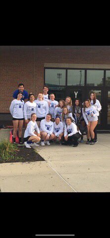 BigBlueGirlsVB's tweet photo. Happy opening day!!! Volleyball family always! #BigBlueOnTheMove #BackAtTheBlue @HHSBigBlueAD https://t.co/R0V8WOye0v