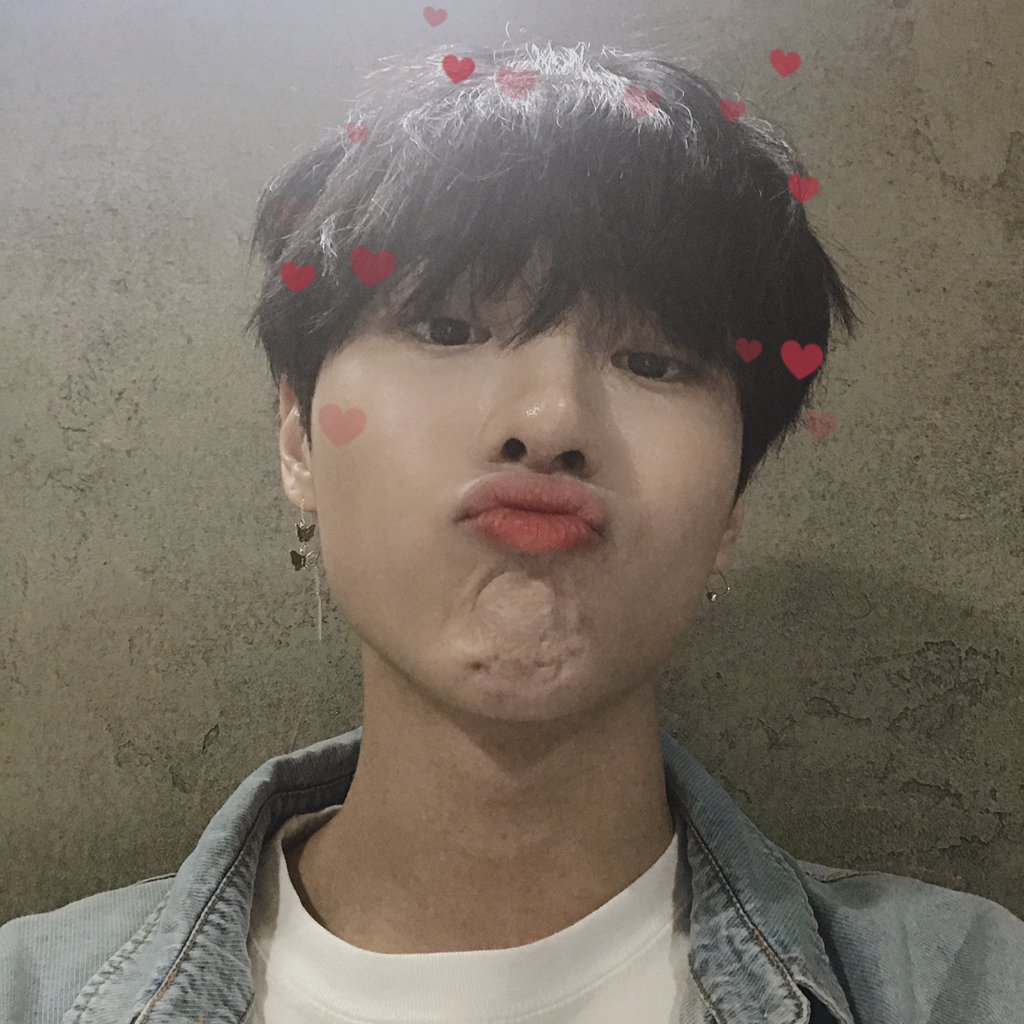 fancafe_x1's tweet photo. 190817 #조승연 #choseungyoun
Seungyoun fancafe update

Today's song recommendation!

Ella Fitzgerald - misty
It's a good song to calm yourself down~

#X1 #엑스원 https://t.co/3qyBkofoHm