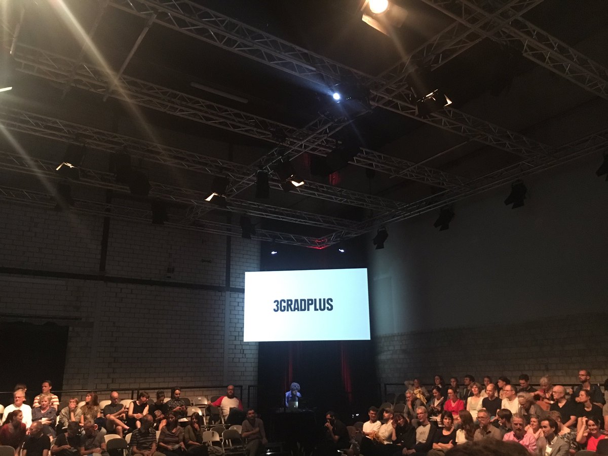unter_c's tweet photo. es wird voll. Gespannt auf #3GradPlus mit @HNSGR https://t.co/8iot5CG9Sz