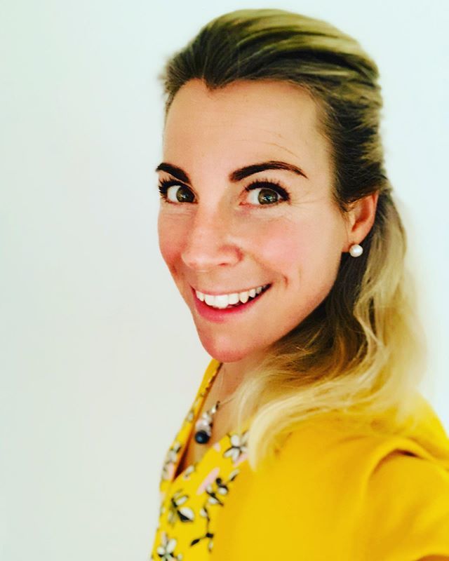 imkekrueger's tweet photo. Einschulung 🎉🏫🎉
.
.
#endlichschule #schulkind2019 #schulkind #lesen #rechnen #schreiben #großwerden #1steklasse #1klasse #buchstaben #abc #grundschule #seistolzaufdich #superheldin #kinder #lebenmitkindern #picoftheday #wochenende #samstag #kirche #g… https://t.co/7TVbyMFkLn https://t.co/tnJZz3acwZ