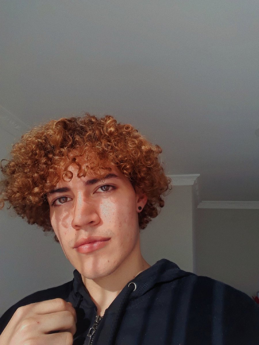 1Mauriciog's tweet photo. #2PostHairChallenge https://t.co/Ed5dWdzBhP