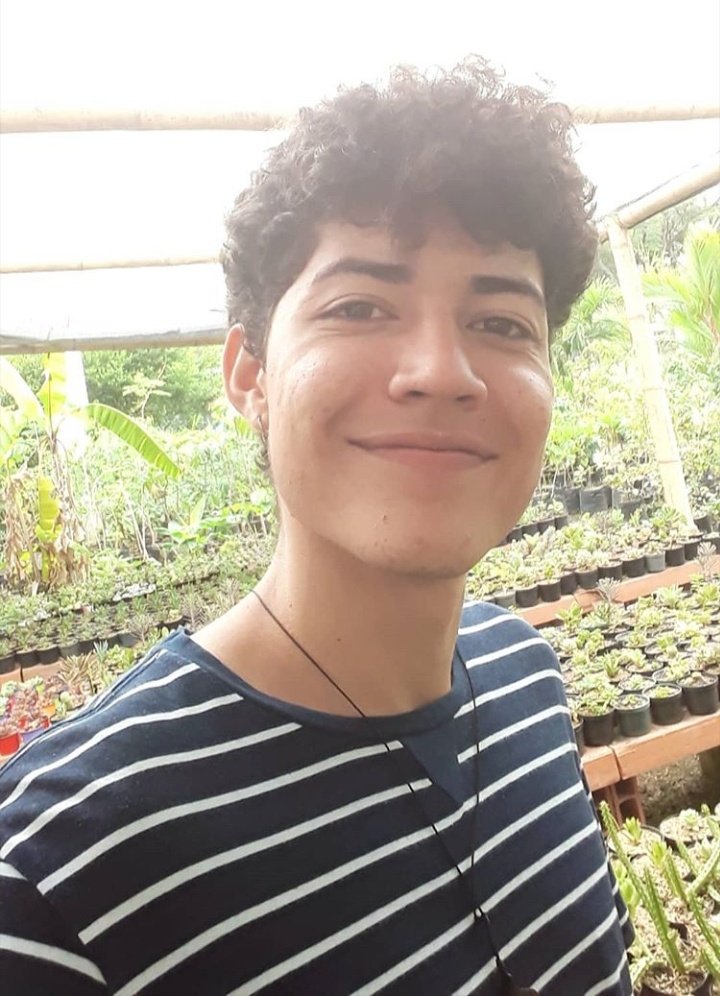 1Mauriciog's tweet photo. #2PostHairChallenge https://t.co/Ed5dWdzBhP