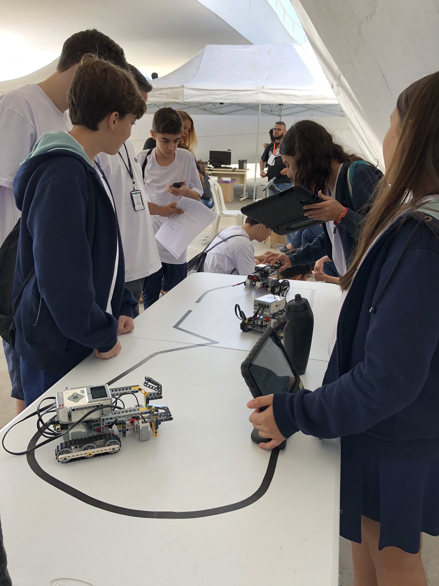 NiteroiPref's tweet image. HACKNIT2019/ OLIMPÍADA BRASILEIRA DE ROBÓTICA REGIONAL / NITERÓI 2019 ! BORA LÁ ?#CURTONITEROI #hacknit2019 #HackNit