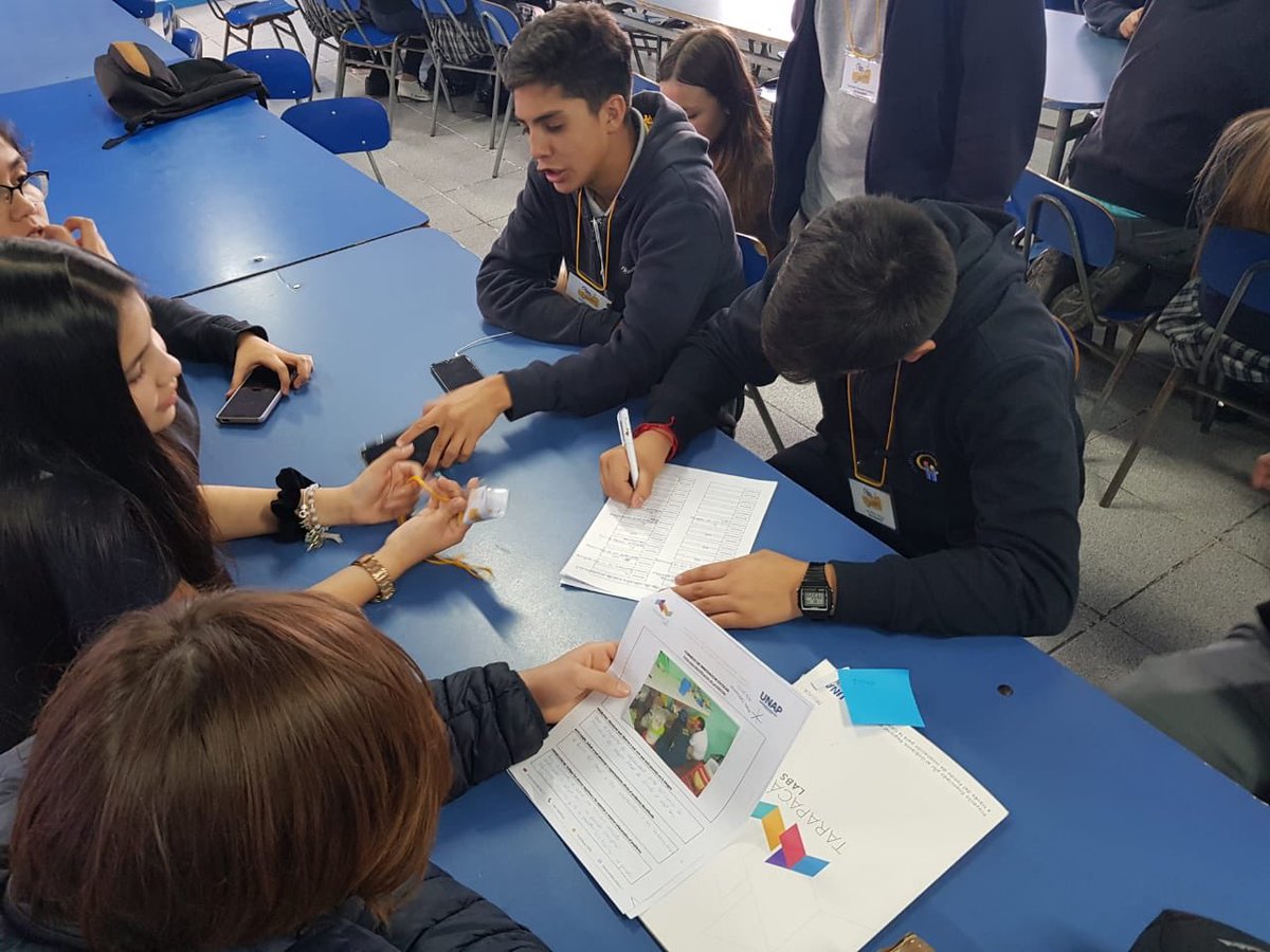 TarapacaLabs's tweet photo. Fructífera semana de Tarapacá Labs School en colegios de #Iquique Hemos concluido etapa de “validación y solución" de los Torneos de Innovación Escolar. #TLabsEmprende https://t.co/hOLHLGoTxt