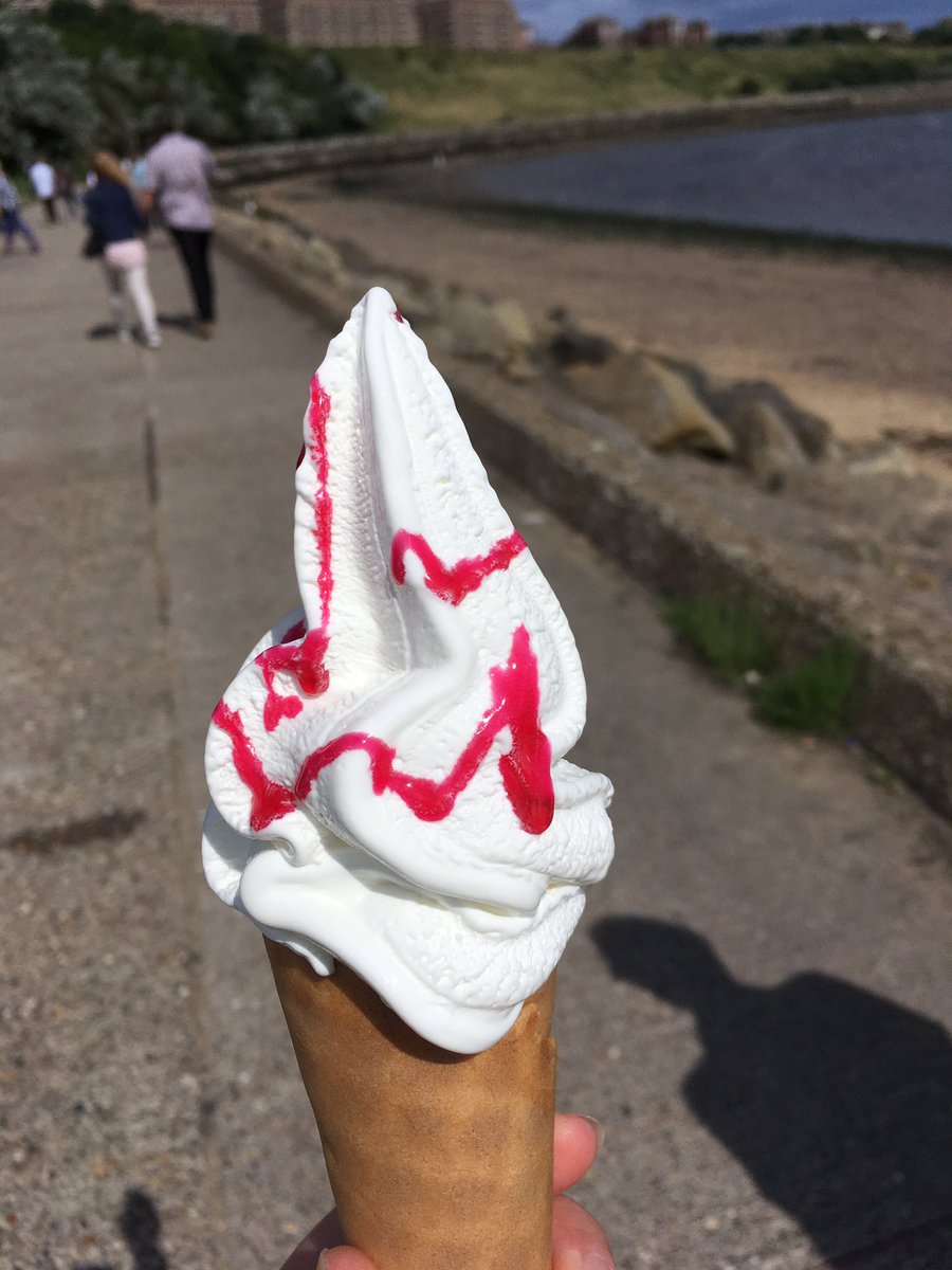 Mackcinn's tweet photo. Ice cream with monkey’s blood for lunch #walkswithdad https://t.co/wR3mkECwRt