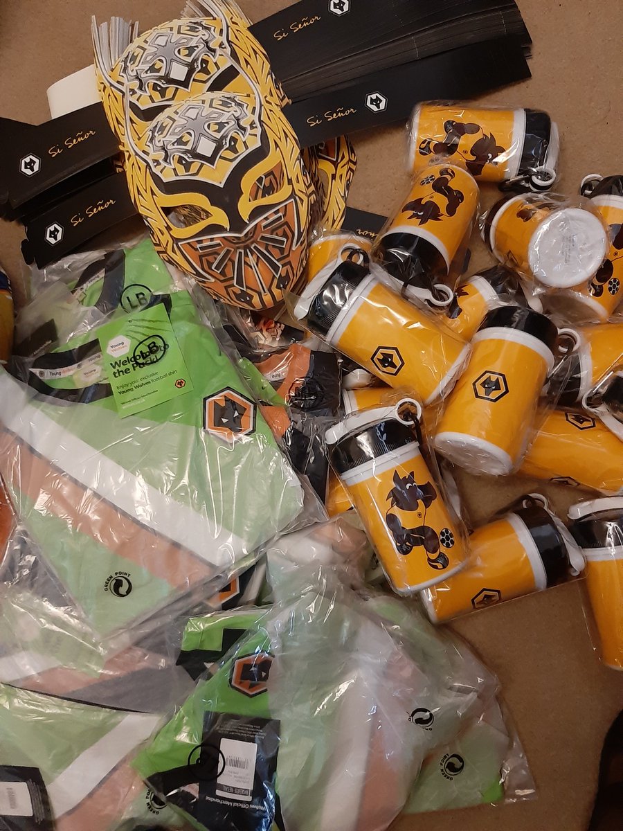 WednesfieldJPR's tweet photo. THANKYOU to @asda Wton CC @WolvesCouncil @wwfcfoundation  4th Birthday party celebrations tomorrow 18th, Wednesfield Park. 4 to 14yrs come along fancy dress optional. Fun starts 830am, run from 9am or walk, hop, skip if you choose 😁  @juniorparkrunUK  @wolvesparkrun @WV11 https://t.co/17nkcU9bk1