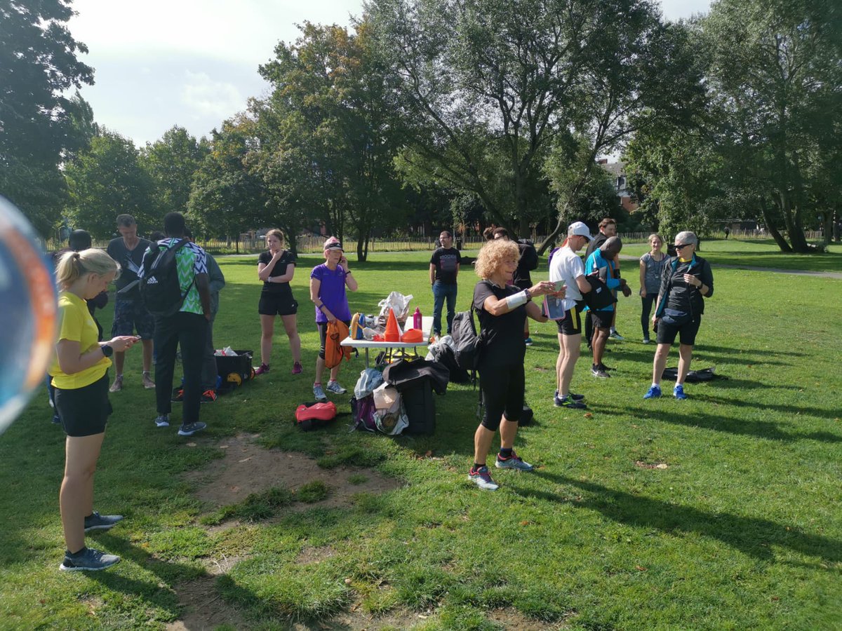 Ocaka's tweet photo. Fab Parkrun morning with my Burgess family. So great to join Susan tailwalking as usual #Teamburgess @burgessparkrun @eddiebrocklesby #community https://t.co/g9BSQNVbyl