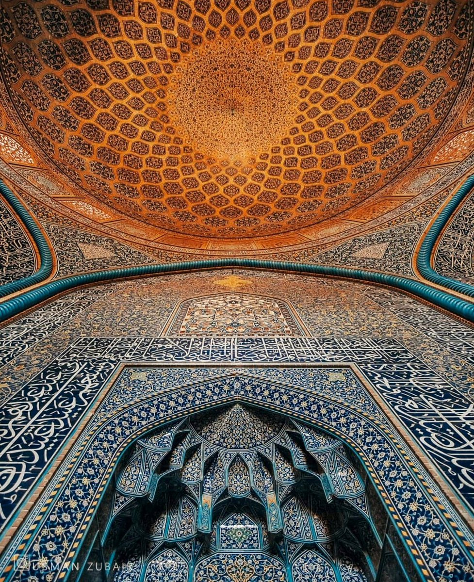 sumerpiper's tweet photo. Masjed-e Sheikh Lotf-ollāh
(Persian: مسجد شیخ لطف الله) is one of the architectural masterpieces of Safavid Iranian architecture in Isfahan, Iran. It was built by Shah Abbas I between 1590 and 1602.

#silkroad #iran #architecture #mosque #photography #beauty #design #travel https://t.co/y0WT9W7ww1