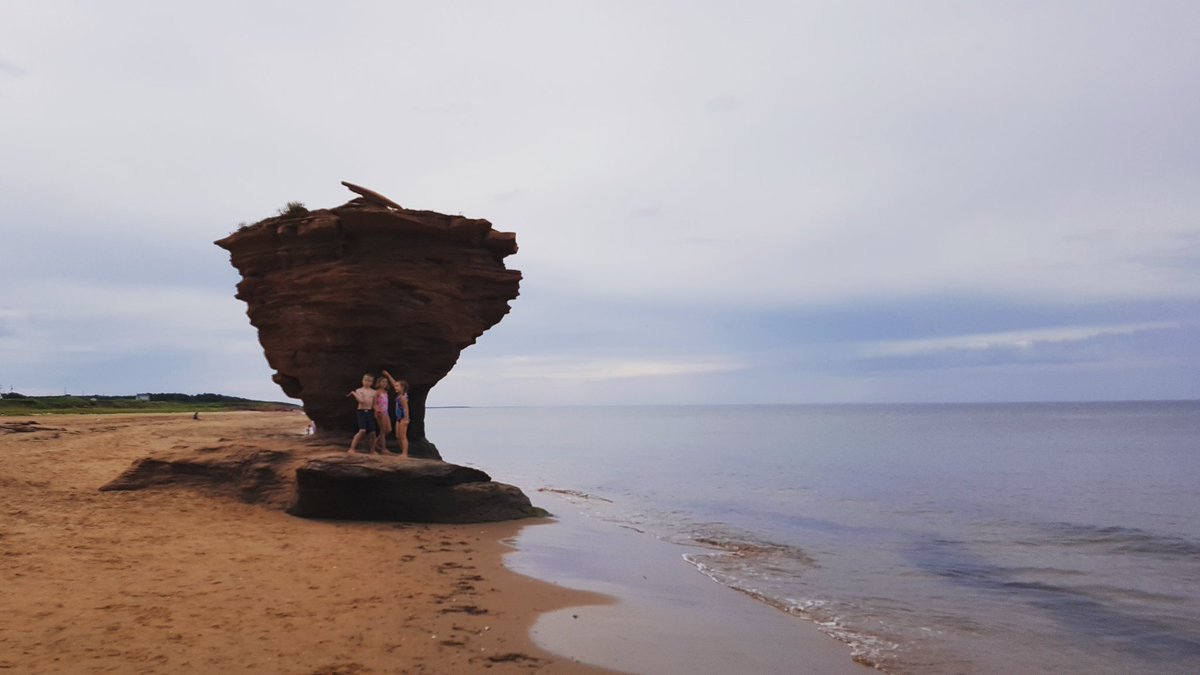 #familyvacation in #pei checked out #thundercove and the #teacuprock . #Canada is FULL of nature & beauty make sure YOU get out to discover it! Making #memoriesofalifetime ourselves this summer :)