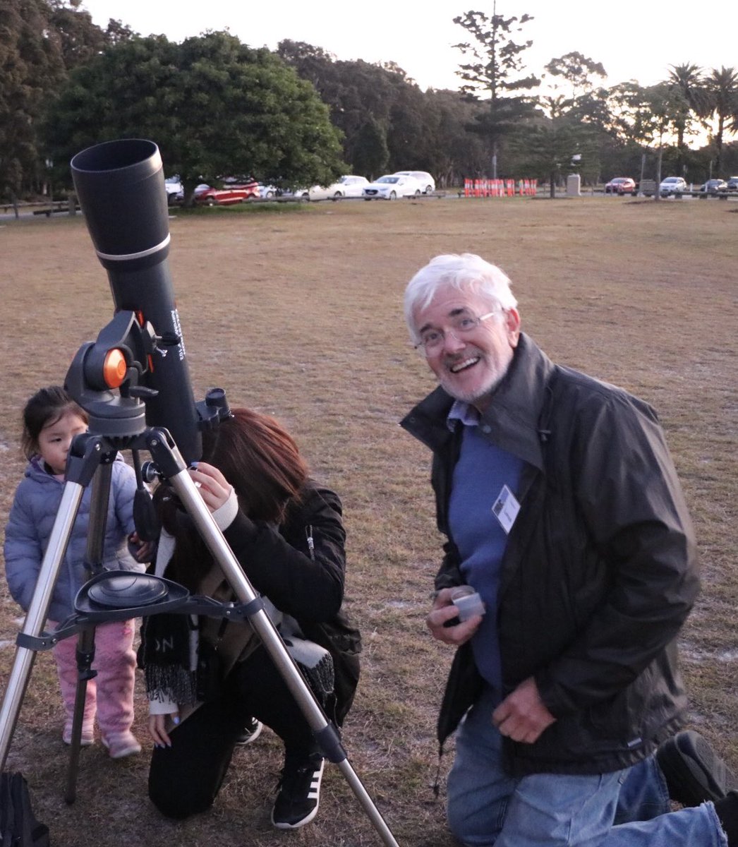 sydskywatch's tweet photo. Fabulous night of Holsts Planets played before telescope viewing of Saturn, Jupiter, the Jewel Box and a globular cluster @RBGSydney @Aus_ScienceWeek @ #scienceweek #STEMgotmehere @SKA_Australia https://t.co/gt7QAQIQWF