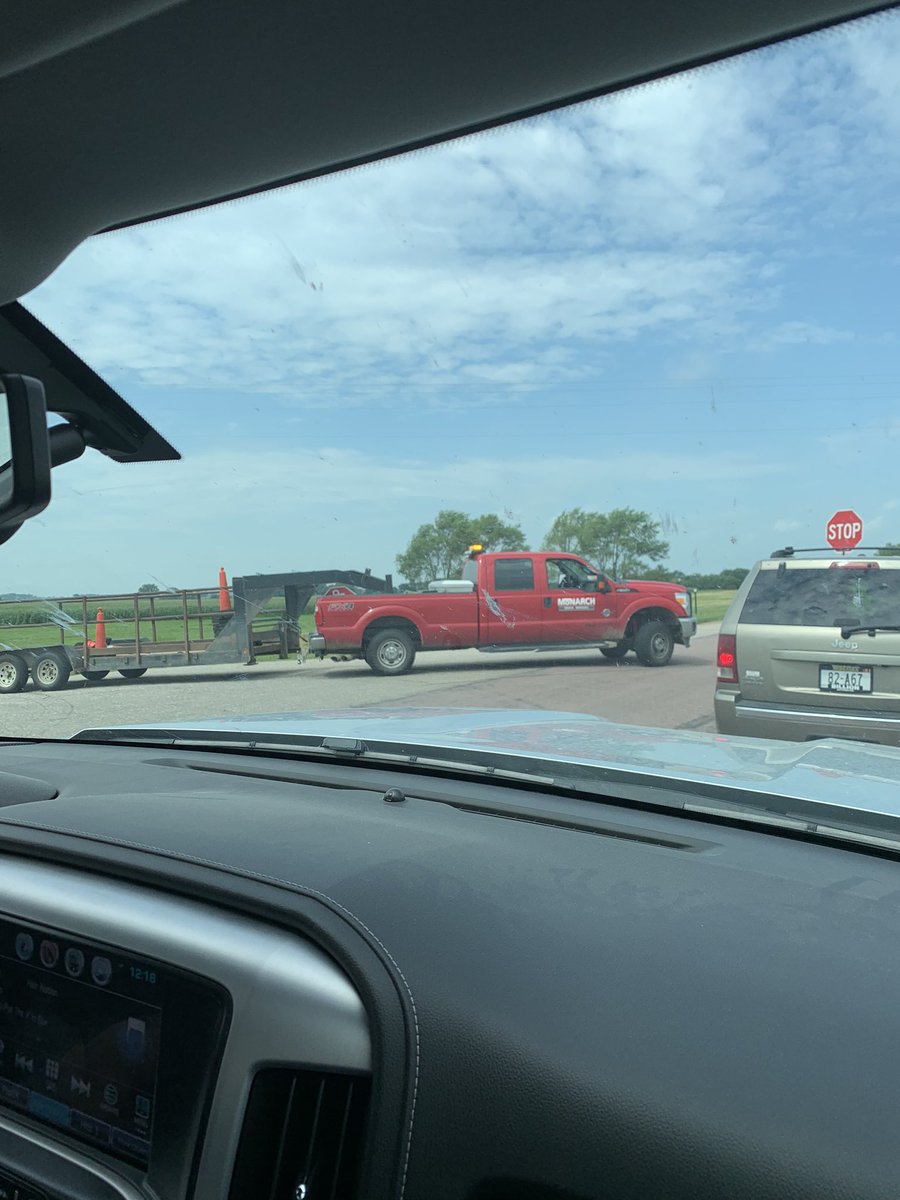 Since when does the pilot car pull a trailer....? wtf 🤷‍♂️