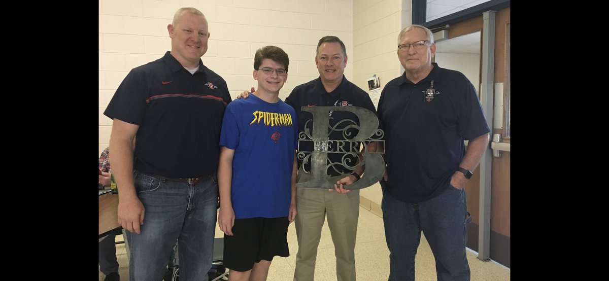 Kee4Life2022's tweet photo. More great work by @SDHSCoachBryant &amp; @JimThomas6564 and one of my new fav students Michael Phelps. This time it was personal!#RYG #OneTribe https://t.co/Be4V6fyqg2