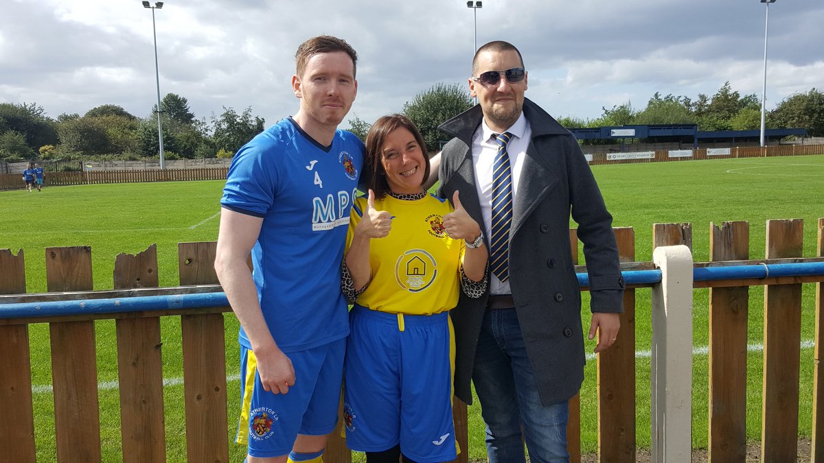 AthertonLRFC's tweet photo. Today's mascot is Louise McGaharn from Kane Green and Wood Foundation 

#Ionlycameforthevodka #MINIMASCOT https://t.co/CtzKqGen2f