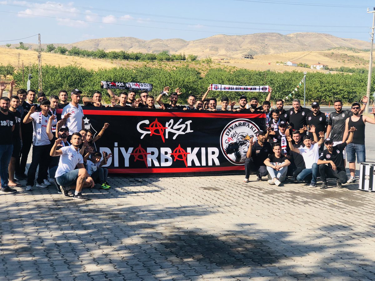 Vuslata saatler kala 🖤❤️🏳️🏴🦅💯🔜  <a href="/Besiktas/">Beşiktaş JK</a> 
#besiktasinmacivar 
#SVSxBJK