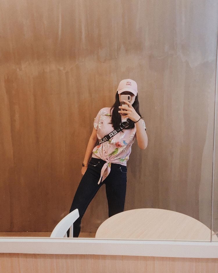 deviljnnie's tweet photo. ANG SARAP MONG IPAGDAMOT.

Pero I have to decided to never treat you as if I own you.

YOU ARE YOU. 

Remember that @kaori_oinuma 😊 https://t.co/T4QzuhN7SN