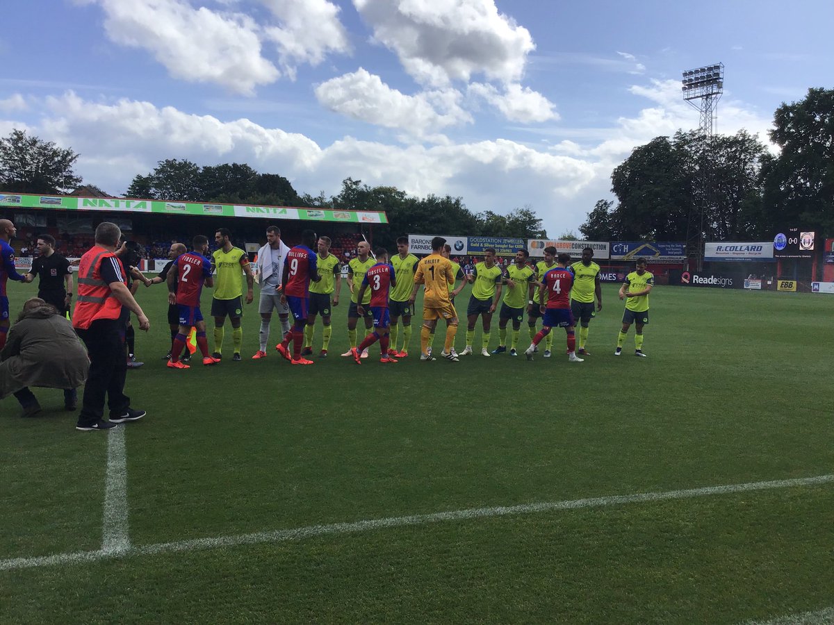 The teams are out here at the EBB Stadium

#fcht

(HT)