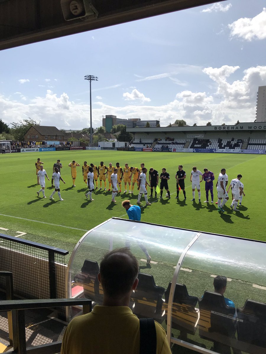 suttonunited's tweet photo. Here are your teams BW v SU #TheVanarama https://t.co/OsqUHwlVjo