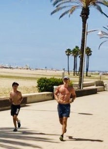 doctorazua's tweet photo. @edusqo @_ElRetiro @lara_pijuan @DraEosina @tlabiano @tralimiguel @Histopatolomon @crazylymphocite @janeirosf @smlungpathguy @Sara_Jiang @JMGardnerMD Preparando la temporada de fútbol con mi hijo pequeño!!! Muy orgulloso y muy cansado 🤷♂️ #SportPath #pathologists https://t.co/keH5a2DPgm