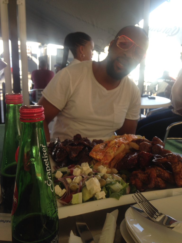 live_papas's tweet photo. 🤙🏿... https://t.co/ufMfybuNf7