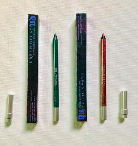 davelackie's tweet photo. Love Urban Decay? I'm giving away this pair of Glide-On Eye Pencils in green and bronze glitter. So fun! To enter, RT &amp; follow @davelackie https://t.co/d5gofrQSt3