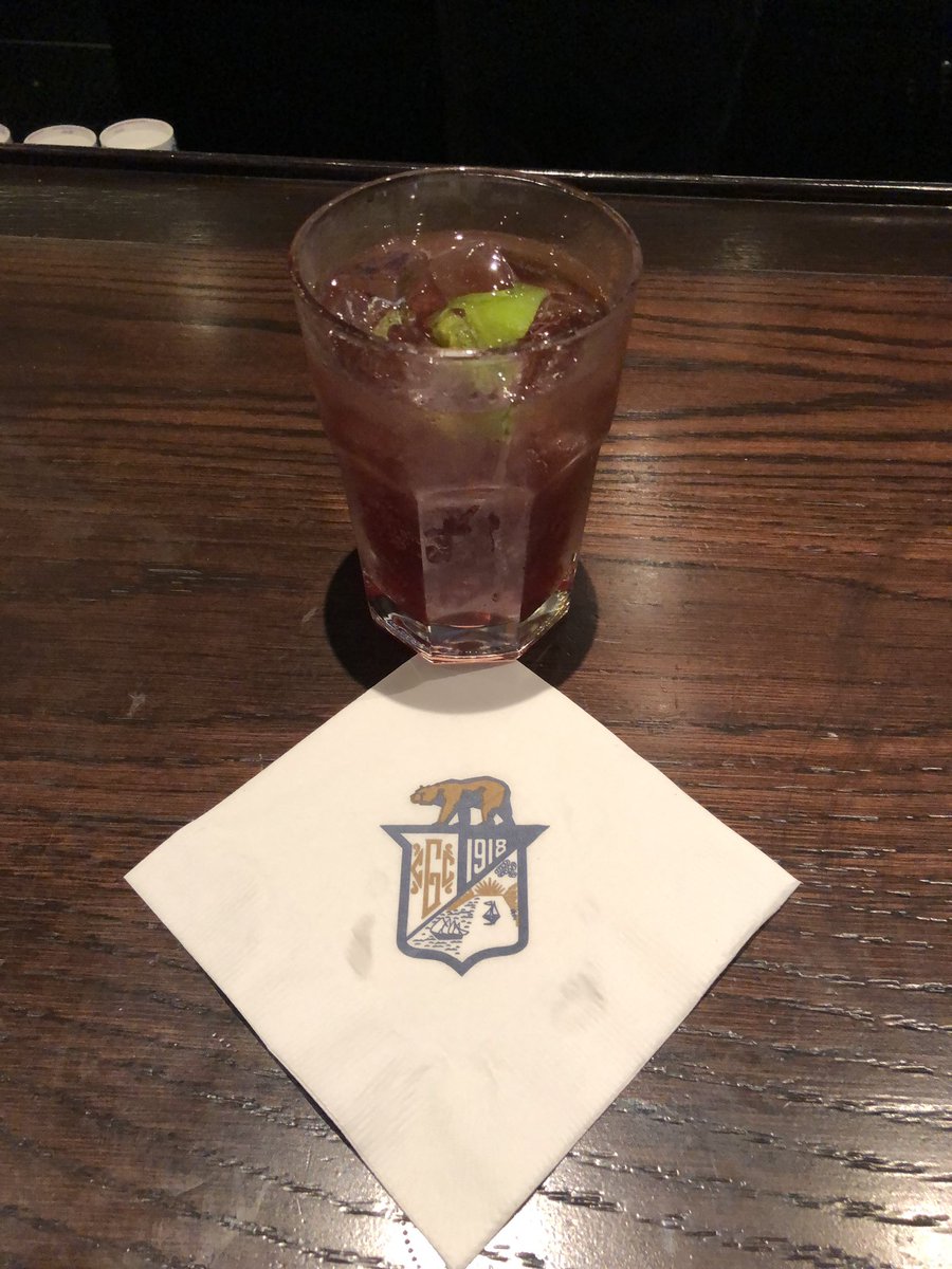 BrownKjbrownie's tweet photo. Cal-i-fornia, no doubt about it...Knew it was going to be a great day when I got Eddie Lowery’s old locker and the bartender knew just how much grape juice to add. Special walk with @ParksBrown1 and T Money. #SOB4 #2Pac #titostour https://t.co/6JDweGaua6