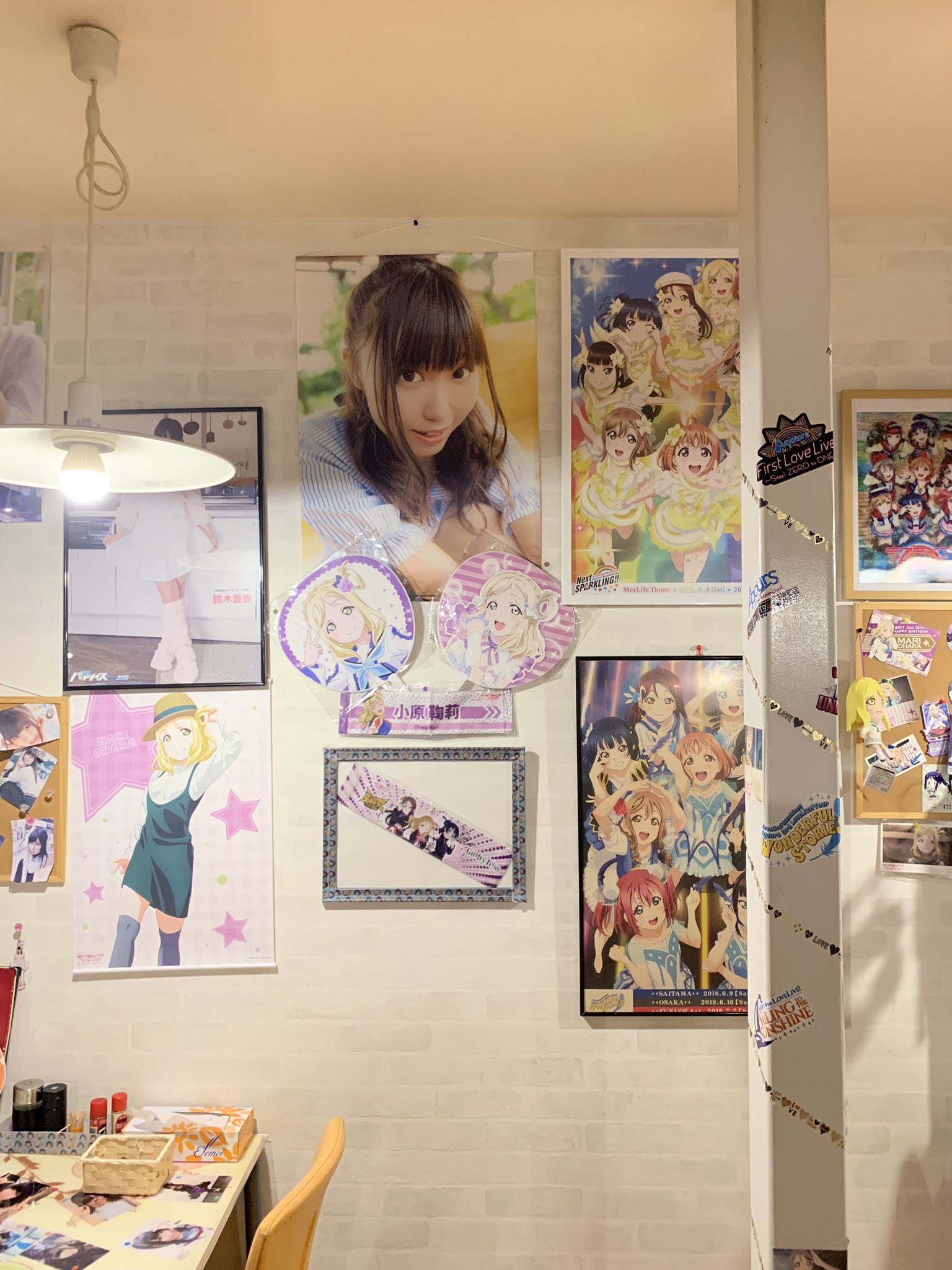 Arisia フルスク 新曲 Twinkle Night V Twitter 今日は千歳にある鈴木愛奈さんの実家のお店 太陽の恵み に行ってきました ๑ Gt Lt ๑ あいにゃファンにはたまらないお店 オムライスが最高にうまうまでした W 店員さんの許可をもらって店内の撮影を