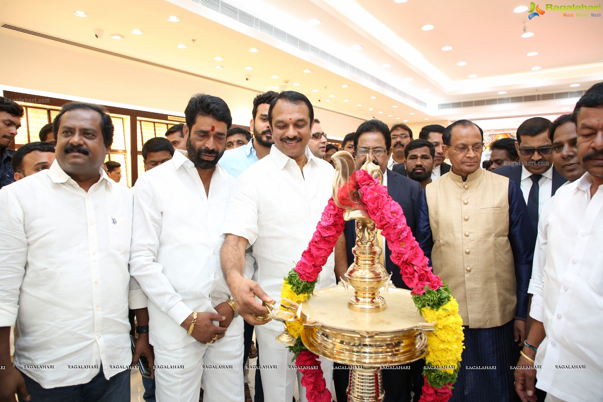 Joyalukkas dilsukhnagar clearance