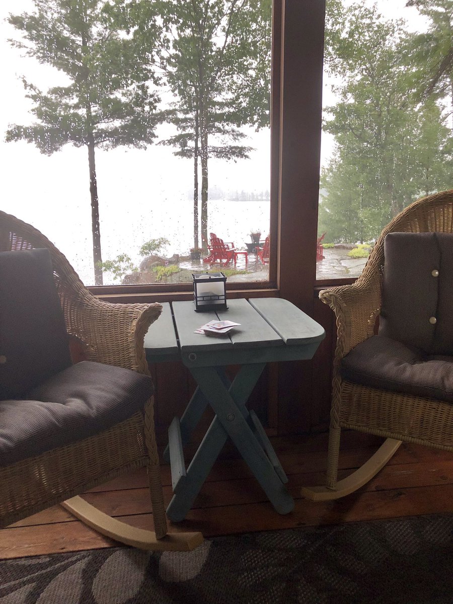 rentalcottages's tweet photo. Cribbage, cards, chess?  What’s your favourite rainy day activity at the cottage? #rainydays #cottagefun #cottagememories https://t.co/cNhHnl0KTx