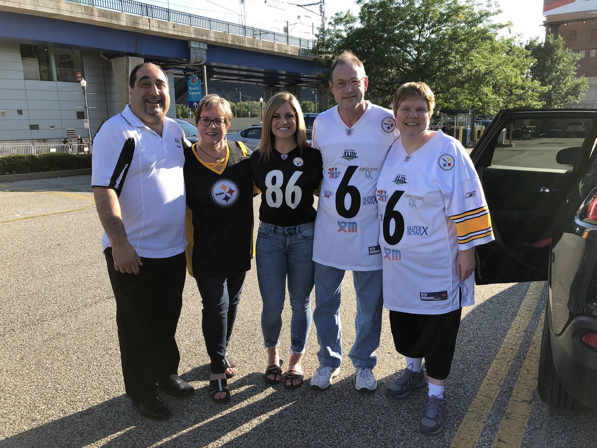 Monnie106's tweet photo. Can’t wait!! #HereWeGo #SteelersNation https://t.co/NRHrBJGDad