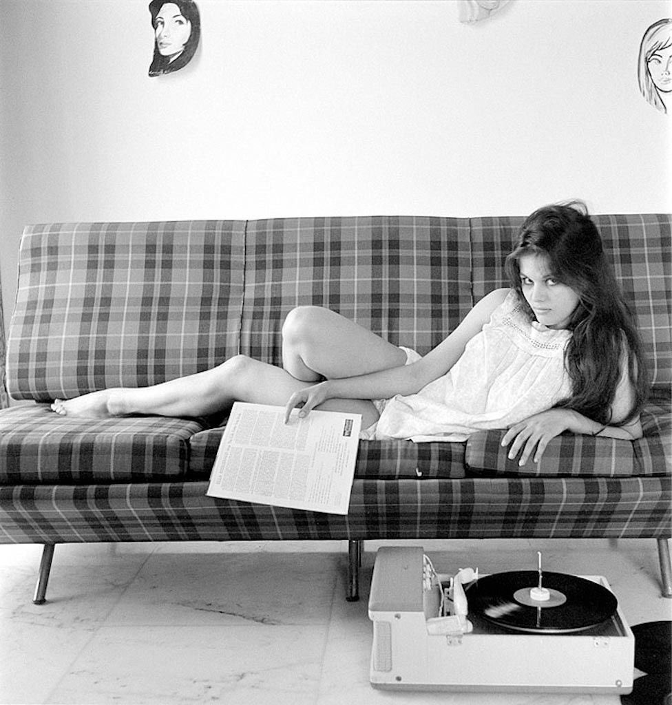 Jopolkadot's tweet photo. “Music is the best means we have of digesting time”

W.H. Auden

Claudia Cardinale
Photography © Graziano Arici 
Rome
1959 https://t.co/UOYhZlNwvD
