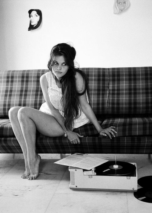 Jopolkadot's tweet photo. “Music is the best means we have of digesting time”

W.H. Auden

Claudia Cardinale
Photography © Graziano Arici 
Rome
1959 https://t.co/UOYhZlNwvD