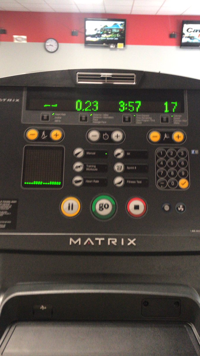 CoachEtheredge's tweet photo. Gym time! Warming up these legs so I can add weight this week to my leg supersets. Ouch! May not be able to walk later if you see me out. #MMCN #WellnessCenter #PushPullLegs https://t.co/wJdJ7iqiXr
