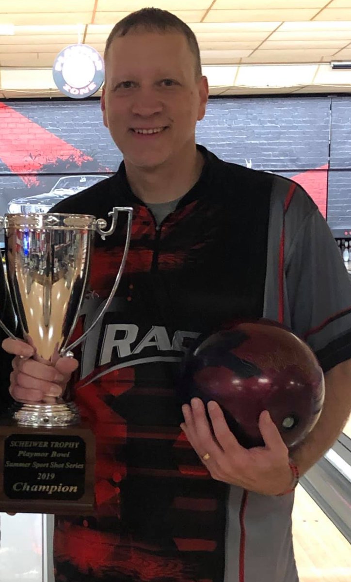 Congrats to my hubby for winning the finals at Playmor ❤️ #TrackBowling #Bowling #TeamEBI