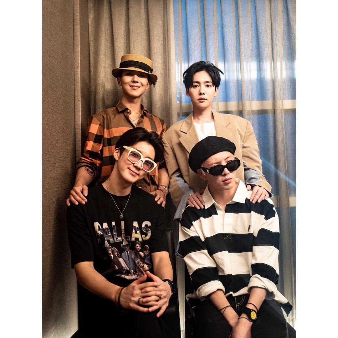 kang_a_jii's tweet photo. [IG] w_n_r00 :

ขอบคุณที่ปกป้องวินเนอร์มาตลอด5ปีนะครับ💙 Happy 5th Anniversary! Thank y'all ICs #thankyouinnercircle

#seungyoon #강승윤 #คังซึงยูน

https://t.co/YRtLhS5xbG https://t.co/bOi43qBajm